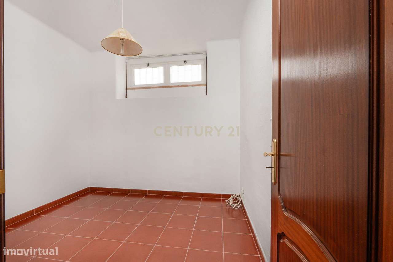 T2 na Rua Dr. Gama Barros 71 Alvalade, Lisboa-14