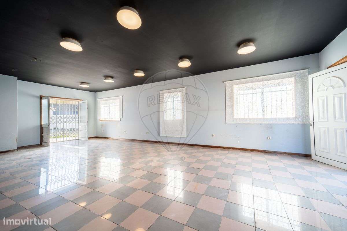 Moradia T2 para venda - Grande imagem: 3/40