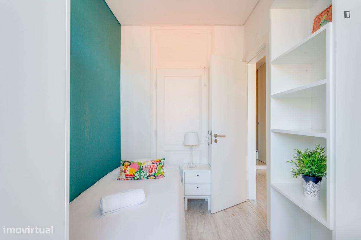 Quarto - localizado em Campolide Lisbon - Grande imagem: 4/10