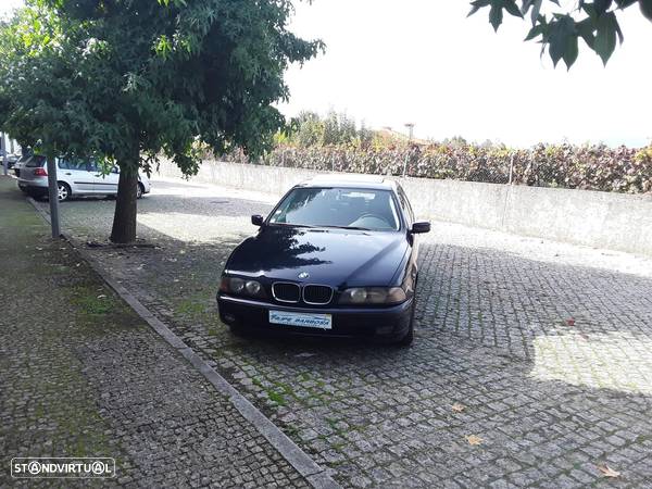 BMW 525 tds Touring - 8