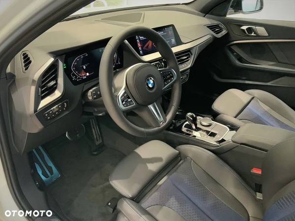 BMW Seria 1 118i M Sport - 11