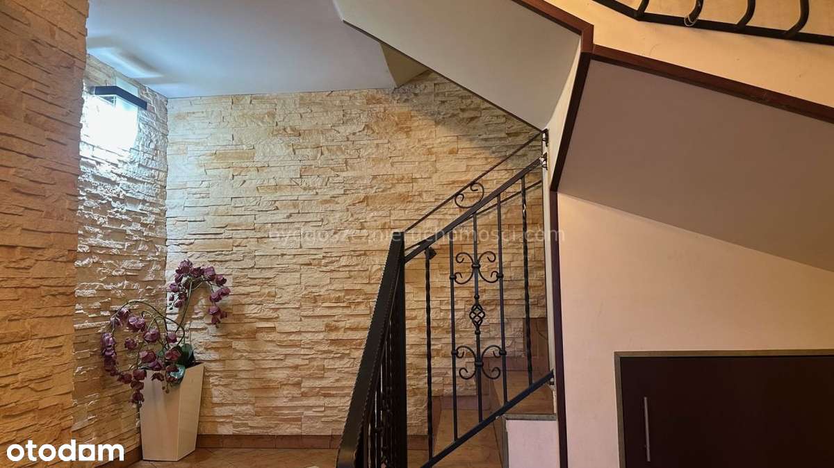 Dom wolnostojący na Czyżkówku-4