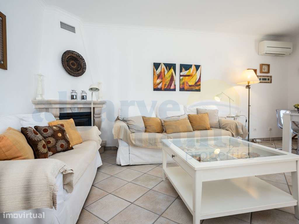 Moradia geminada T3 com Piscina Privada e Garagem - Praia da Lota-9