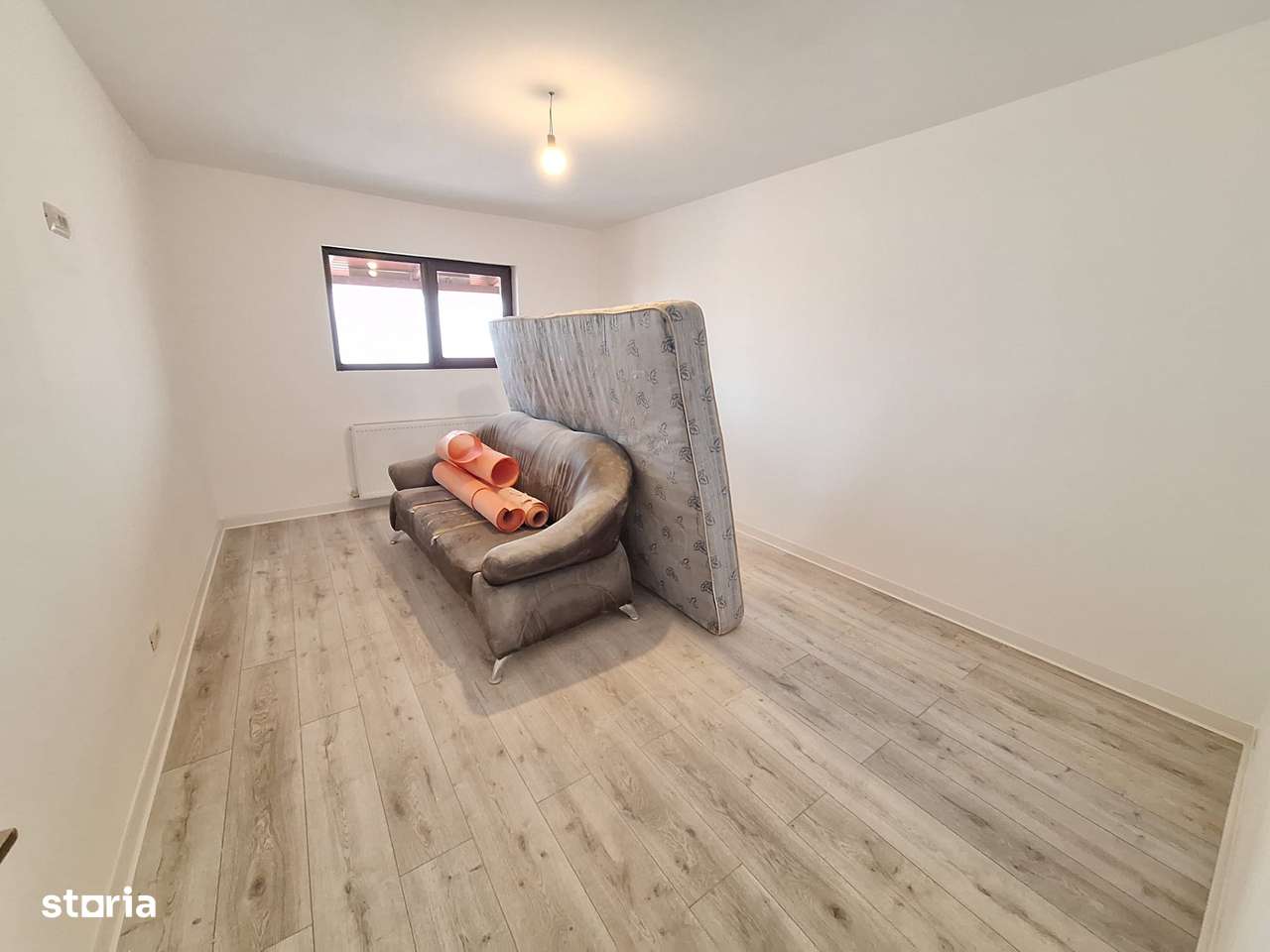 Apartament 3 camere +teren in vila,Gheraiesti-5