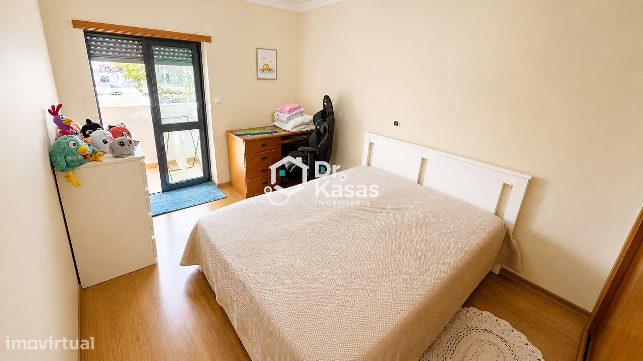 Apartamento T3 próximo Hospital do Barreiro-14