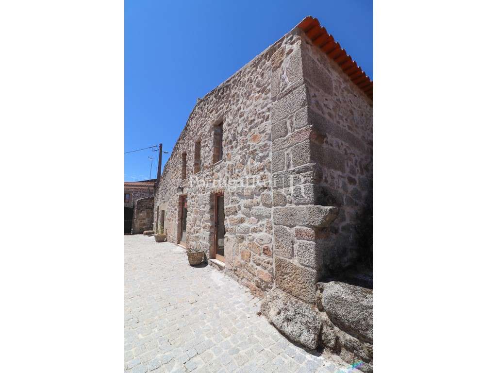 Casa Senhorial com Piscina Proximidades de Trancoso-39