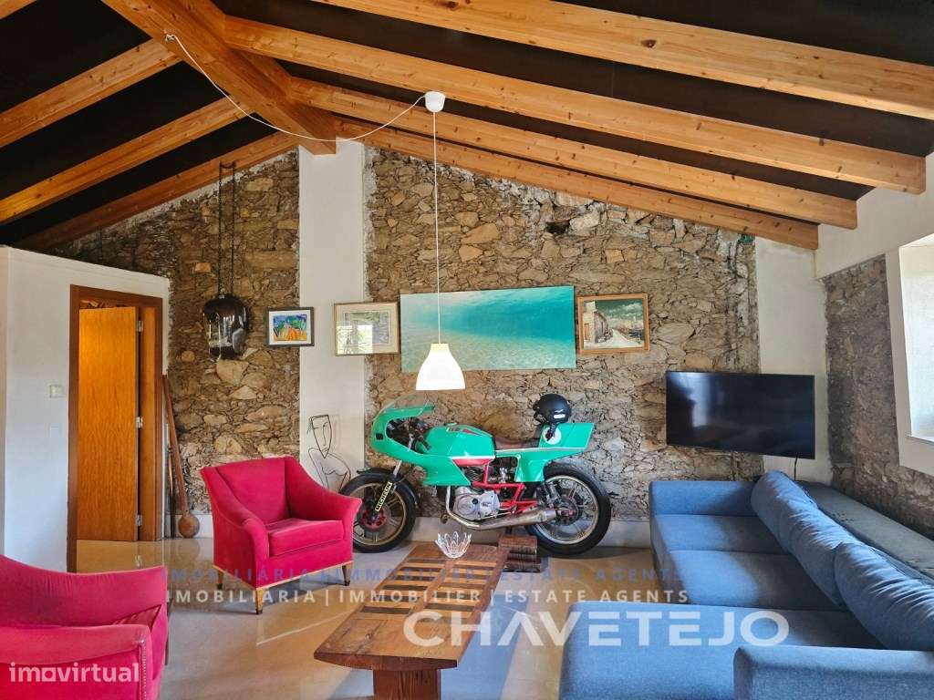OPORTUNIDADE! Moradia em pedra com alojamento local junto à Albufei...-11