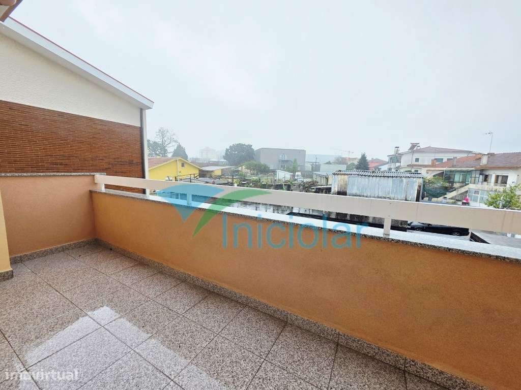 T3 Aguas Santas| 3 Frentes| Garagem Fechada| Totalmente Renovado - Grande imagem: 5/15