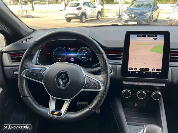 Renault Captur 1.6 E-Tech Plug-In RS Line - 11