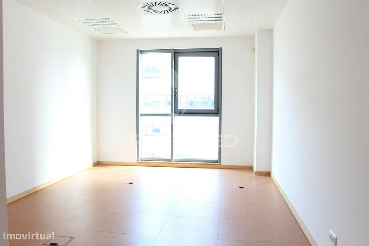 Escritório com vista rio e estacionamento - Lisboa - Grande imagem: 2/12