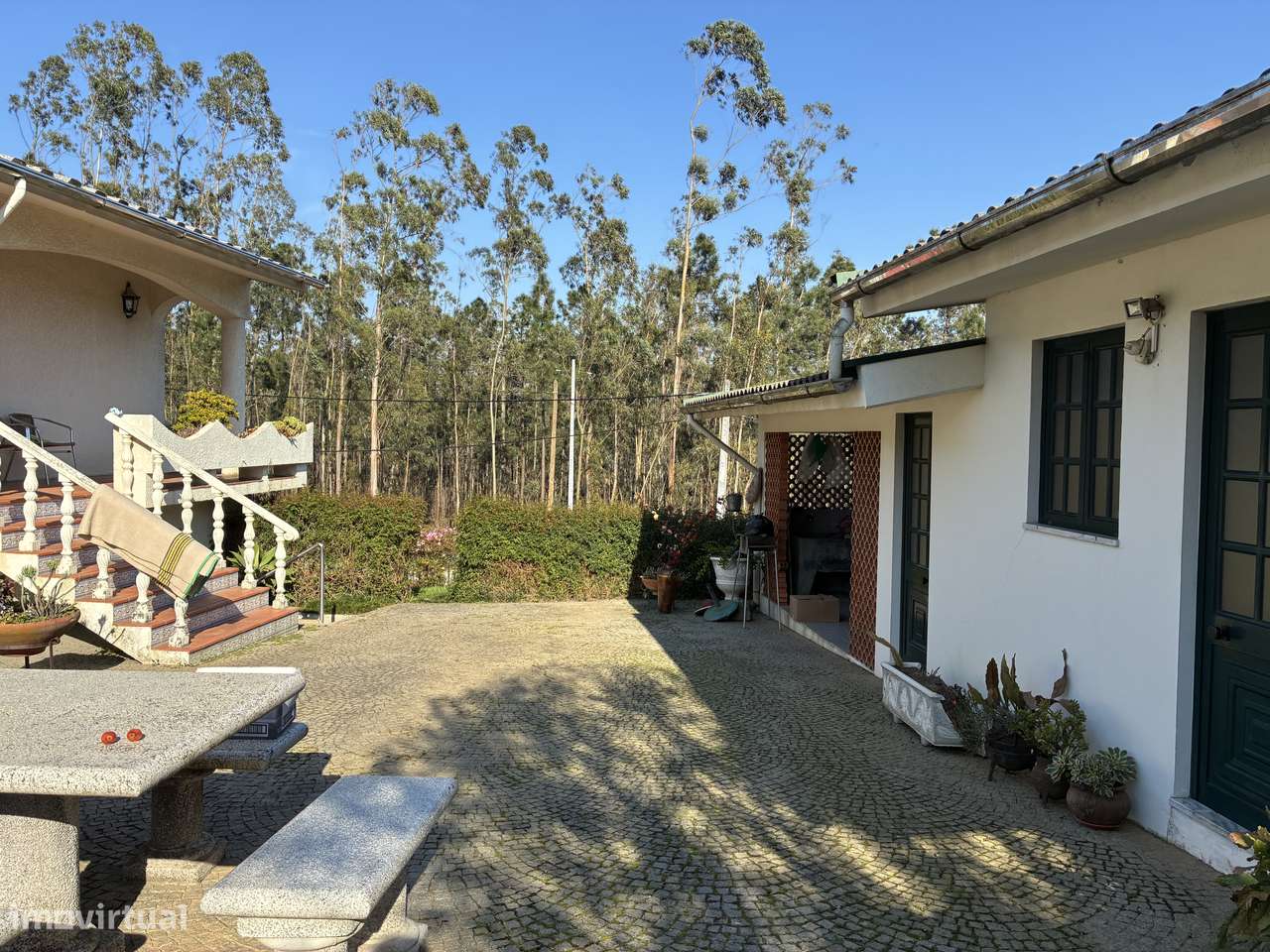 Moradia Isolada T3 com Jardim e amplo salão - Grande imagem: 4/19