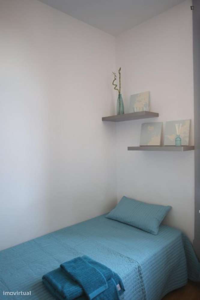 Estúdio - localizado em Montes Claros Coimbra - Grande imagem: 5/7