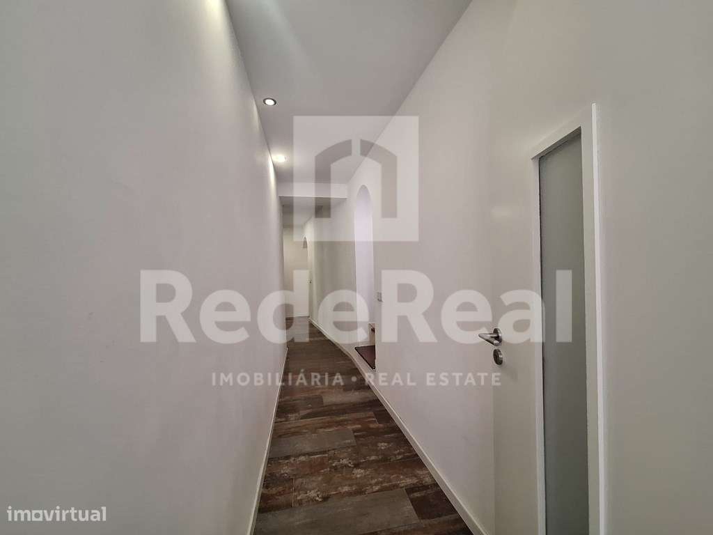 Moradia T4 com Vista Deslumbrante na Zona Histórica de Faro-18