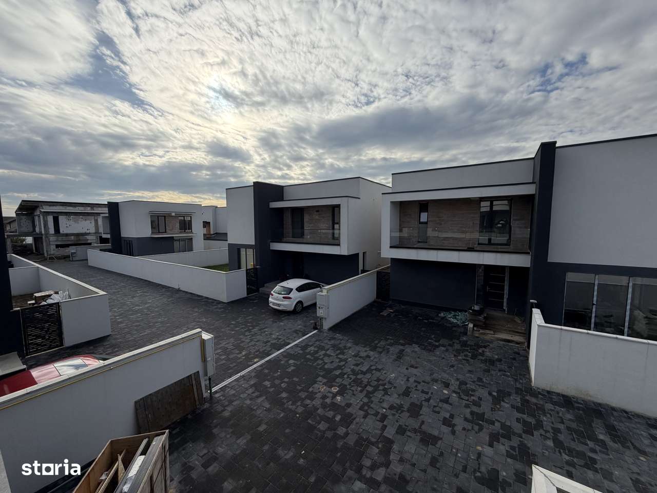 Casă la cheie în Barieră Vâlcii-5