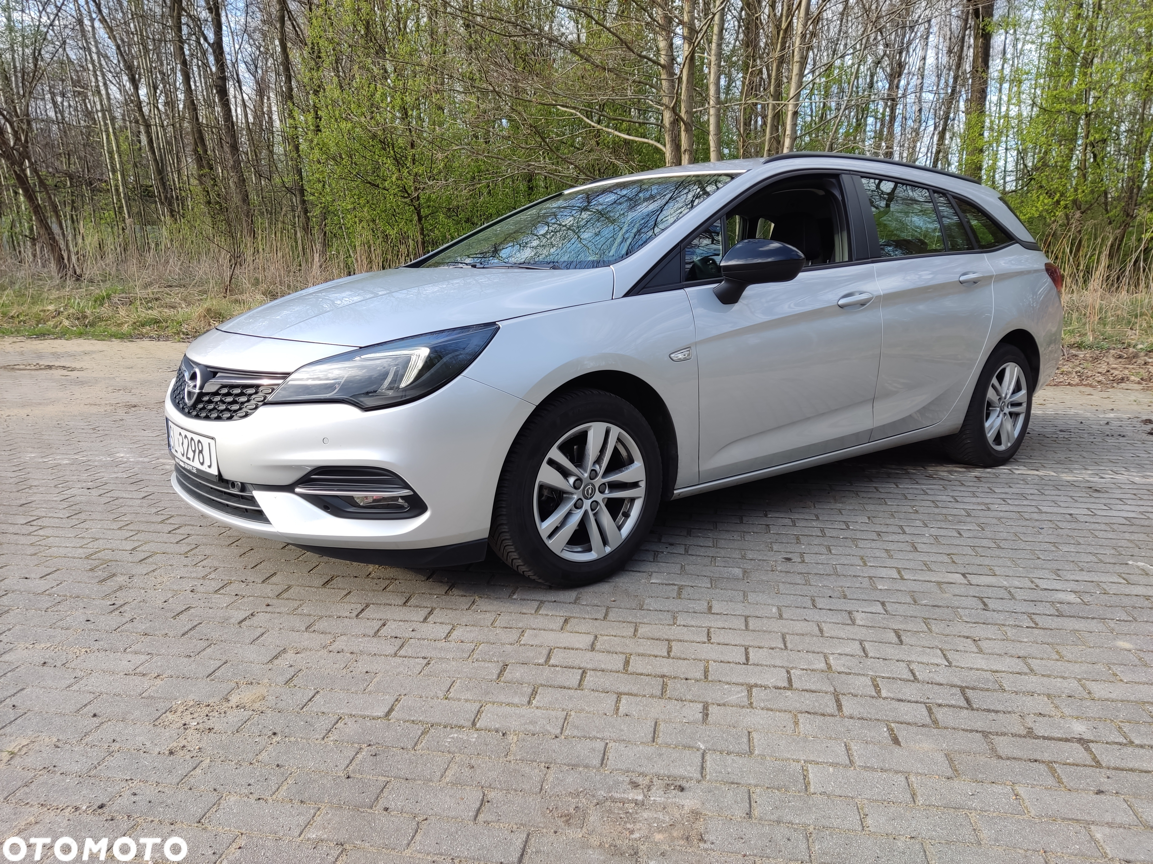 Opel Astra Sports Tourer 1.2 Turbo Business Elegance - 2