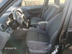 Toyota RAV4 2.0 VVT-i 4x4 - 10