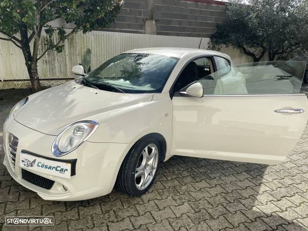 Alfa Romeo MiTo 1.3 JTD Distinctive - 13