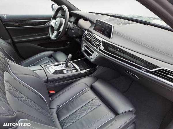 BMW Seria 7 - 10