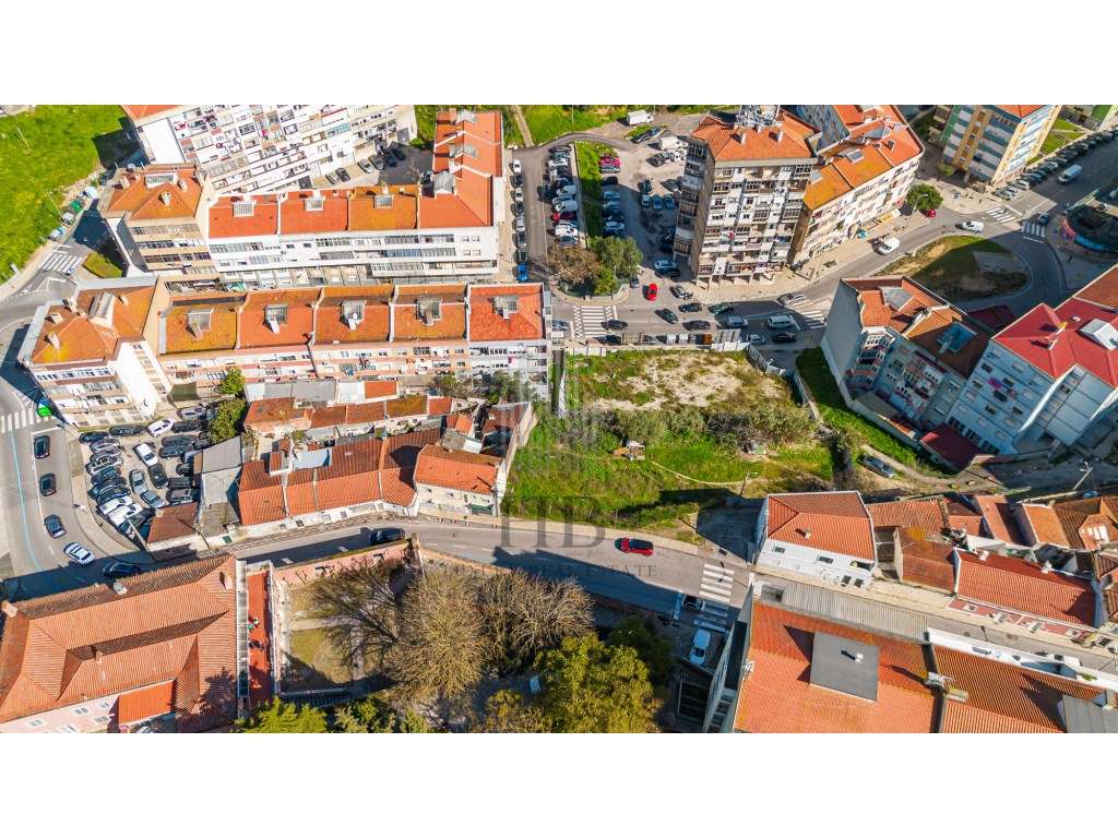 Terreno urbano para construção-8