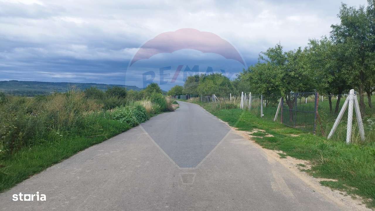 TEREN INTRAVILAN 2900 mp ȘIMLEU SILVANIEI/ Str. Corneliu Coposu/Sălaj - Imagine principală: 4/12