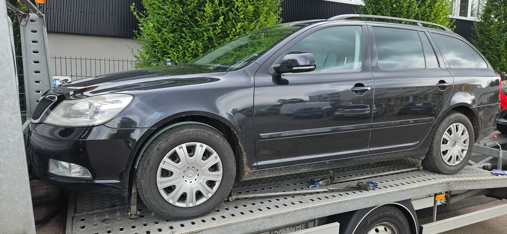 Skoda Octavia II (2004-2013) 1.6 TDI Ambiente 2010
