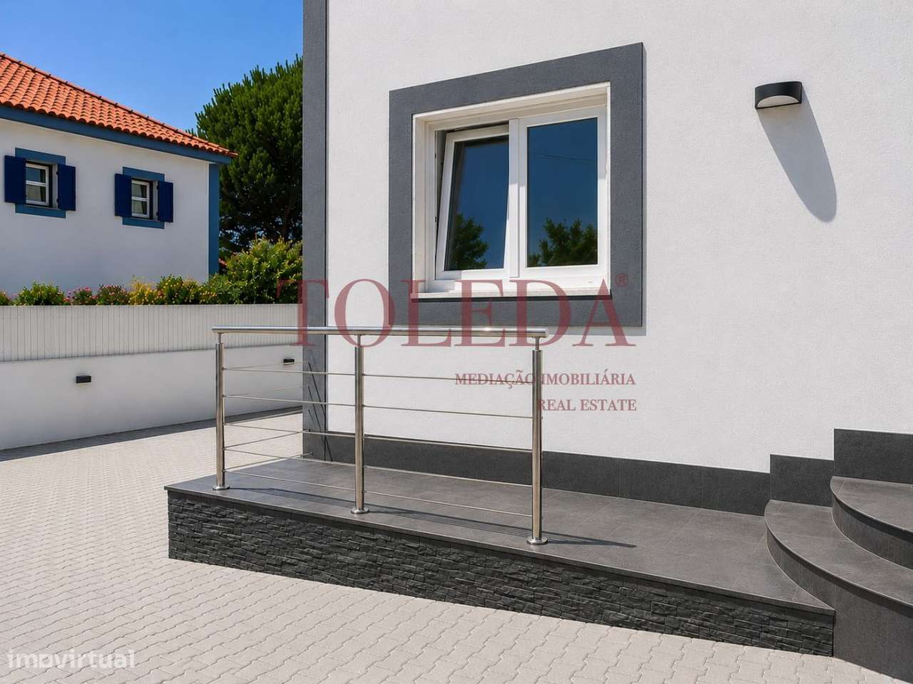 Moradia Isolada T5 com lote de 850m2-23