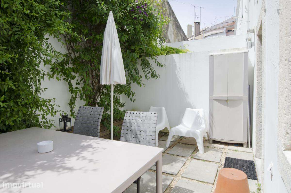 Apartamento com 1 quartos - localizado em Princípe Real Lisbon - Grande imagem: 4/8