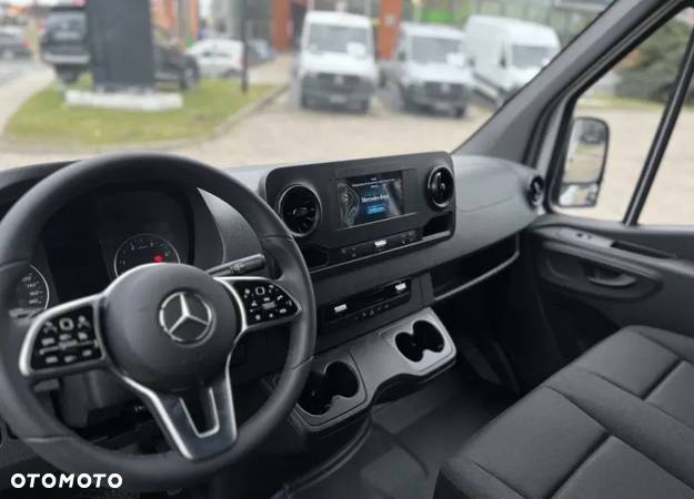 Mercedes-Benz Sprinter - 7