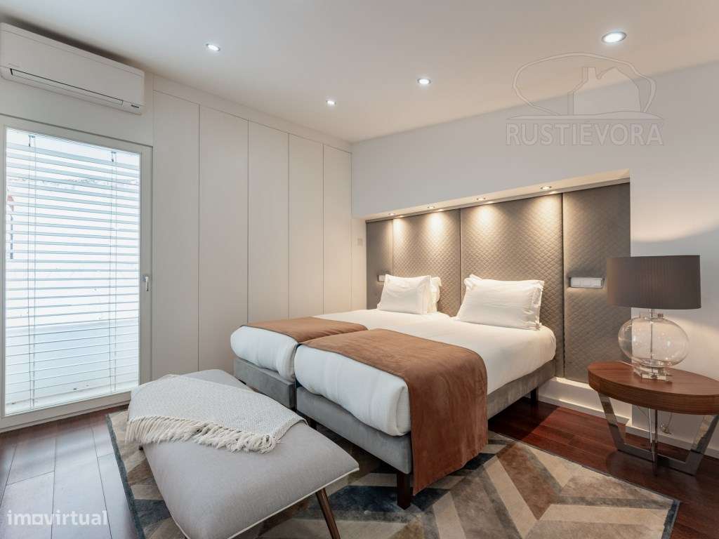 Moradia com duas assoalhadas (T1) com quintal, totalmente equipada ... - Grande imagem: 3/26