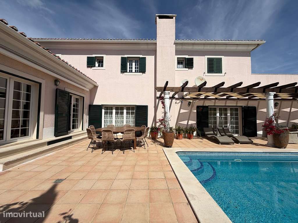 Moradia com Piscina, lote de 865 m2, a vendas nas Casas de Azeitão-29