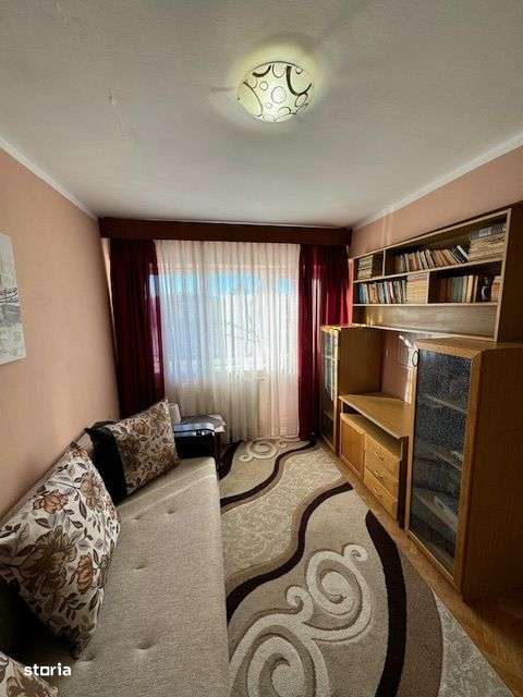 Apartament 3 camere, de vanzare, ULTRACENTRAL, Bacau, str. Marasesti - Imagine principală: 4/19