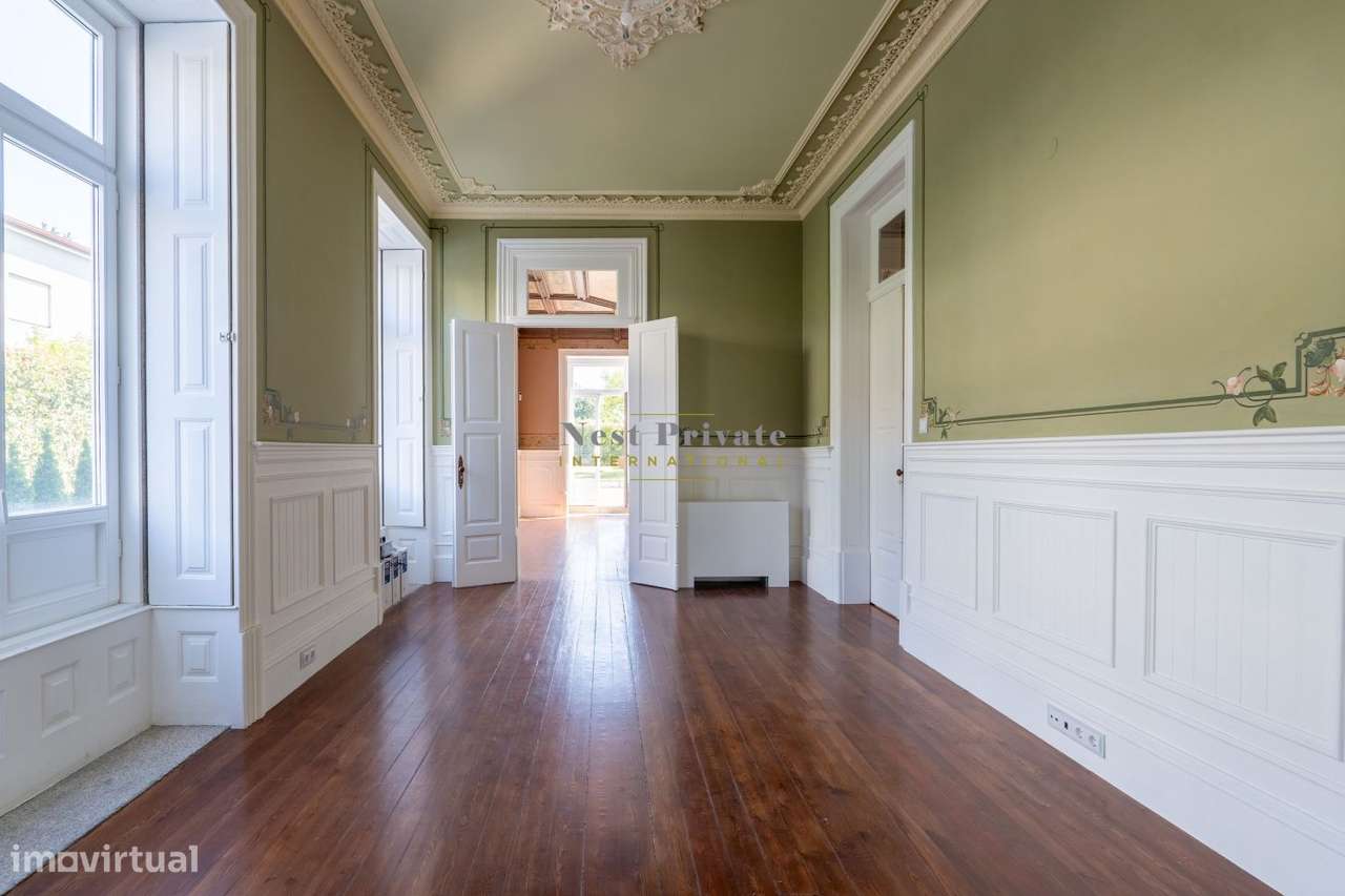 Palacete à venda na Rua de Álvares Cabral-13