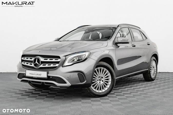 Mercedes-Benz GLA 200 7G-DCT - 13