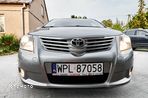 Toyota Avensis 1.8 Sol NAVI - 2