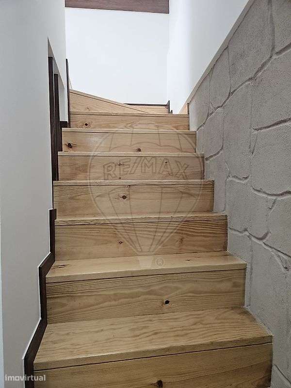 Moradia T1 para venda - Grande imagem: 3/15