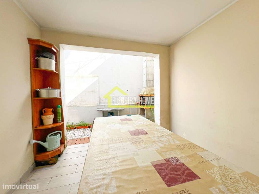Moradia com Potencial para 2 Habitações | São Pedro, Figueira da Foz-13