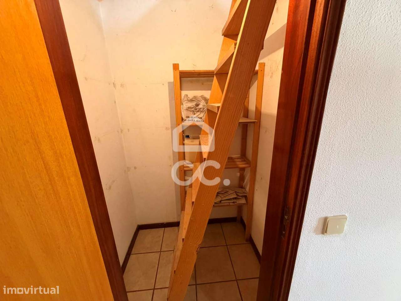 APARTAMENTO T2 PARA VENDA EM SESIMBRA-19