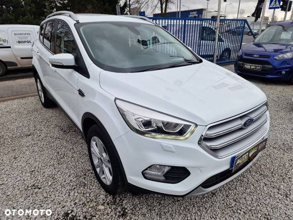 Ford Kuga - 38