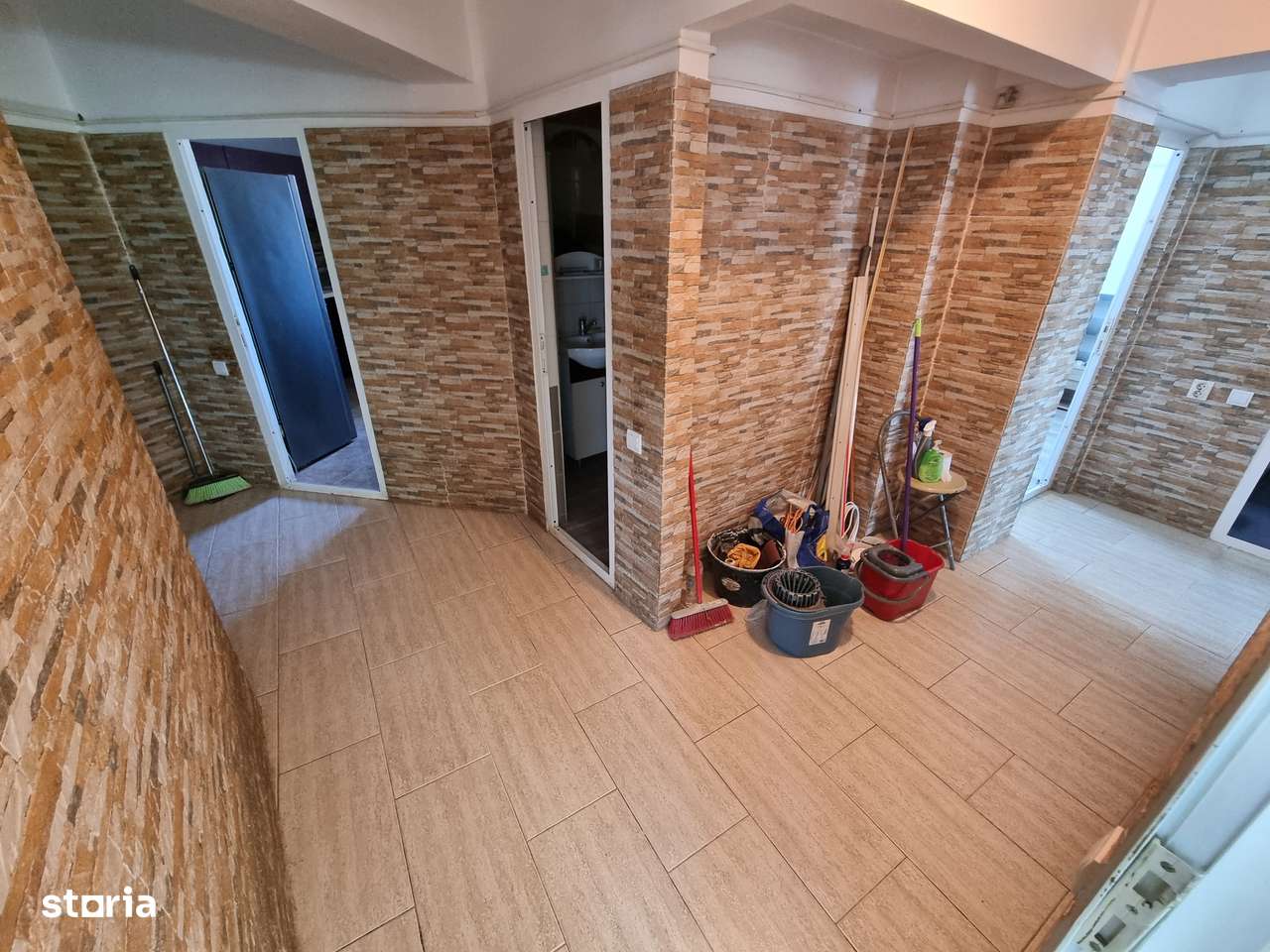 Apartament 3 camere zona Trocadero-8