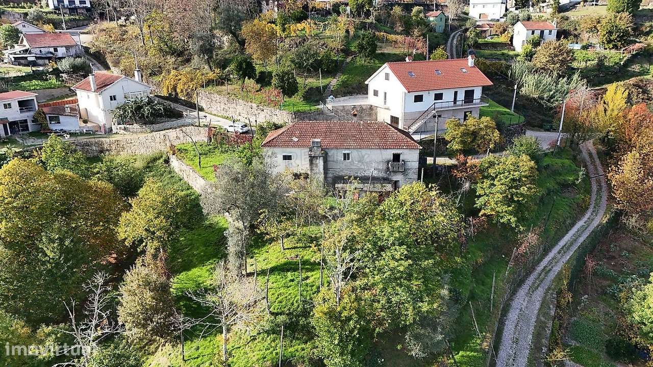 Moradia T4 para venda-33