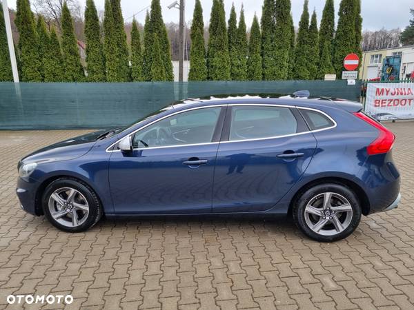 Volvo V40 D4 Drive-E R-Design Momentum - 4