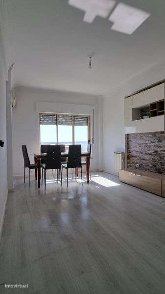 Aluga-se t2  + 1 Barreiro - Grande imagem: 5/8