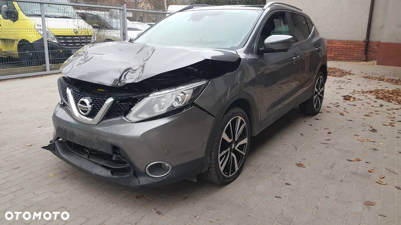 Nissan Qashqai 1.6 DCi Xtronic TEKNA - 1