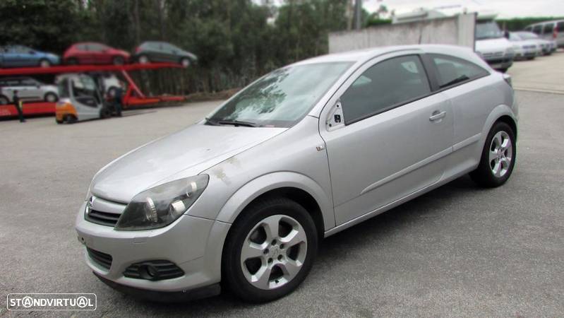 Opel Astra 1,9 CDTI (150cv) de 2005 - Peças Usadas (6823) - 2