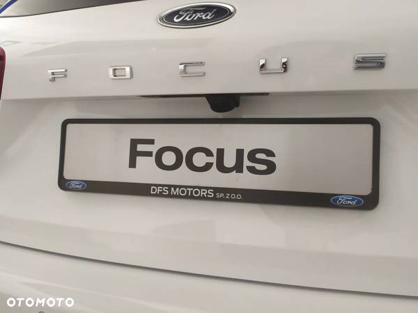 Ford Focus 1.0 EcoBoost mHEV Titanium - 6