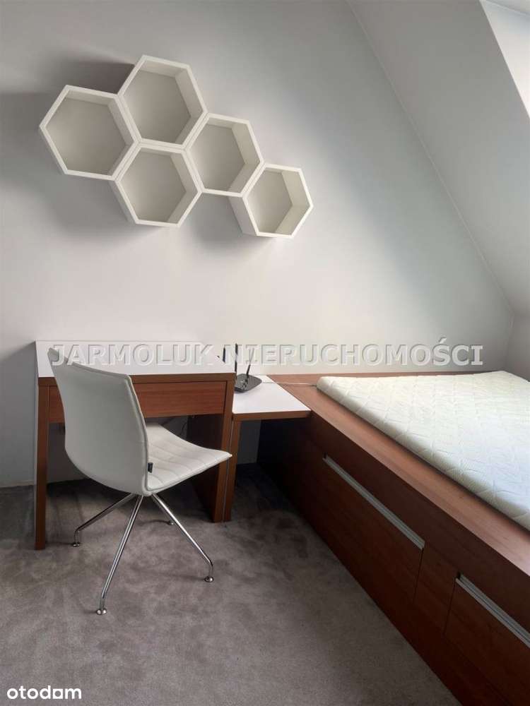 Kompaktowe, funkcjonalne do zamieszkania-6