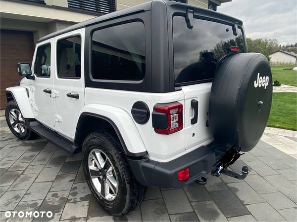 Jeep Wrangler Unlimited GME 2.0 Turbo Sahara - 2