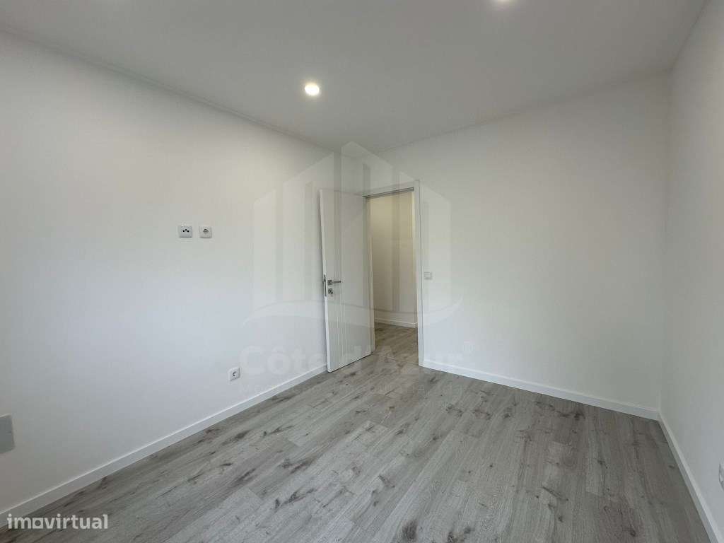 T1 com Logradouro Barreiro - Grande imagem: 5/6