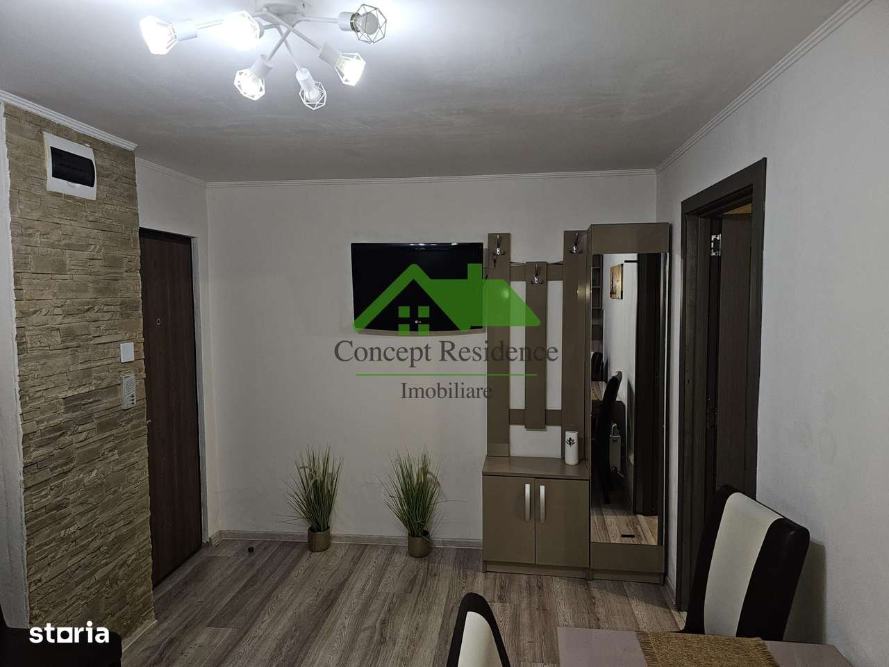 !Apartament 2 camere semidecomandat, 59 mp, str. Enescu - Imagine principală: 2/10