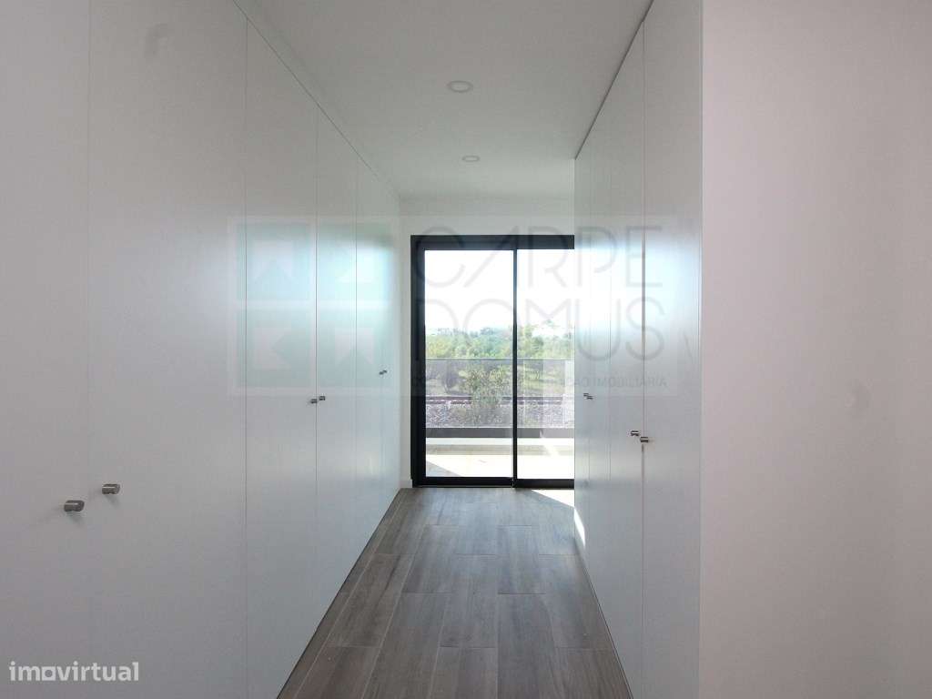 Nova Moradia T4 em Tavira - Conforto e Elegância-15